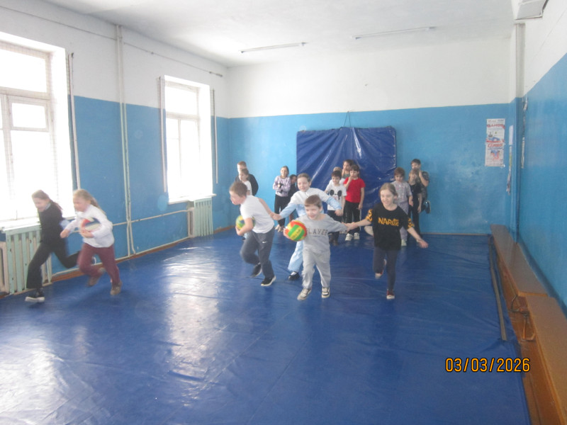 Спортивное мероприятие «А ну-ка, девочки!».